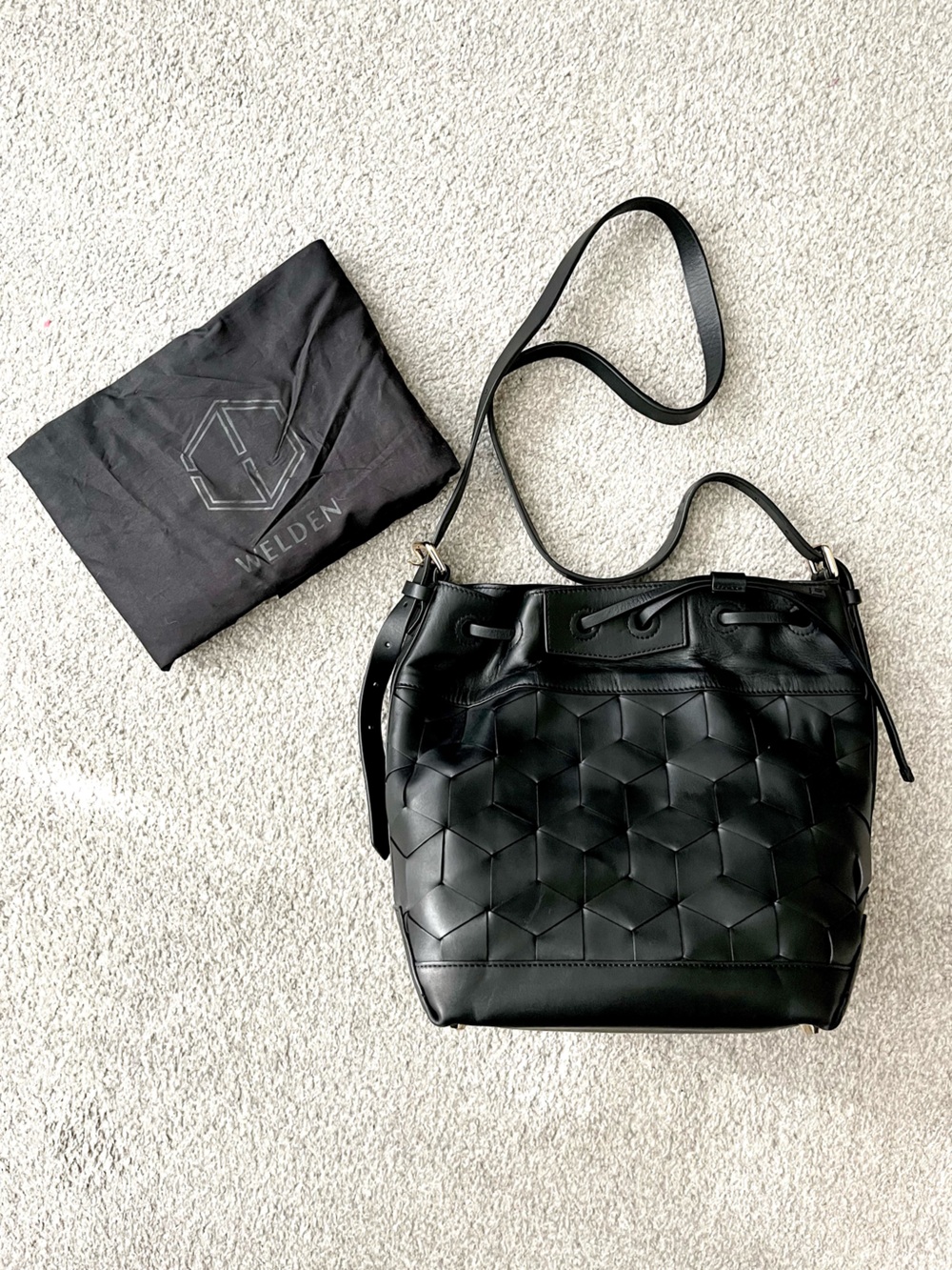 NWOT Welden Gallivanter Large Black Woven Leather Bucket Bag with Dust Bag